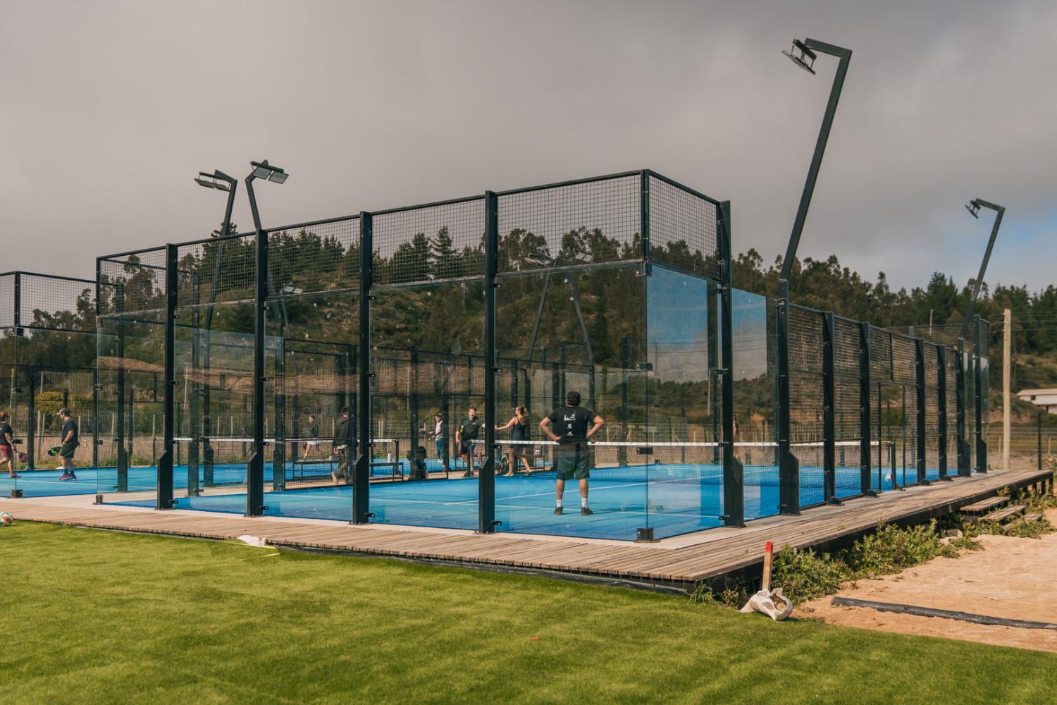 Las canchas del club vistas desde la terraza