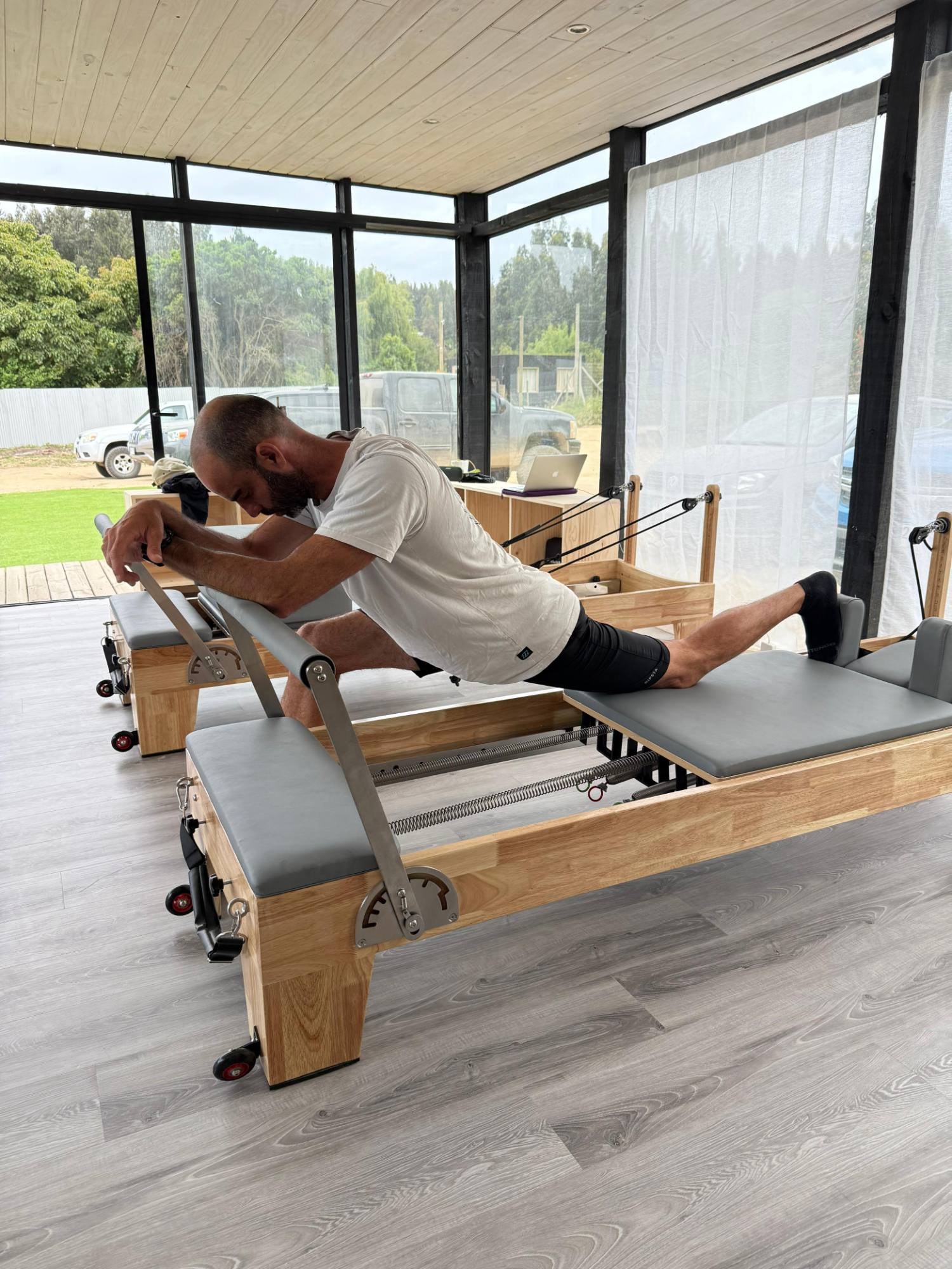 Ejercicio en la camilla reformer